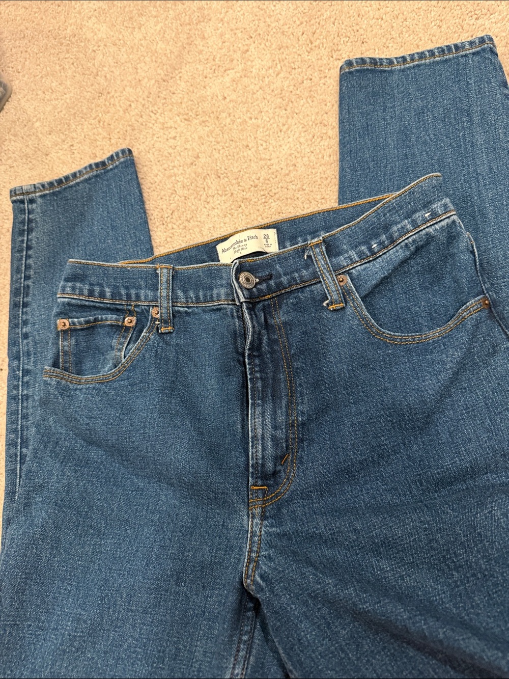 Abercrombie & Fitch Medium Blue the skinny high rise jeans